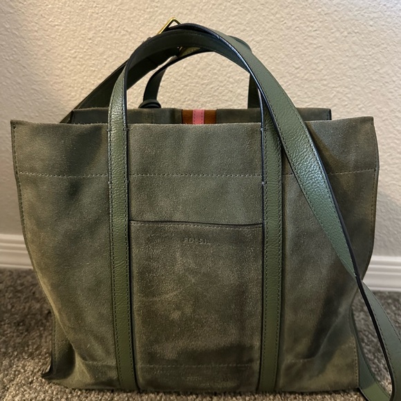 Fossil tote in like-new condition - Picture 3 of 6
